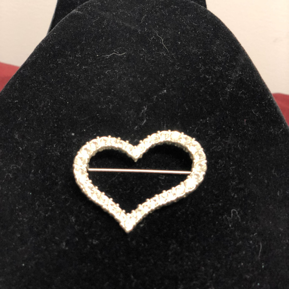 Diamond Heart Pin - Picture 2 of 5